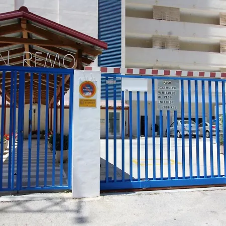 Tower San Remo 9-e Levante Apartment *